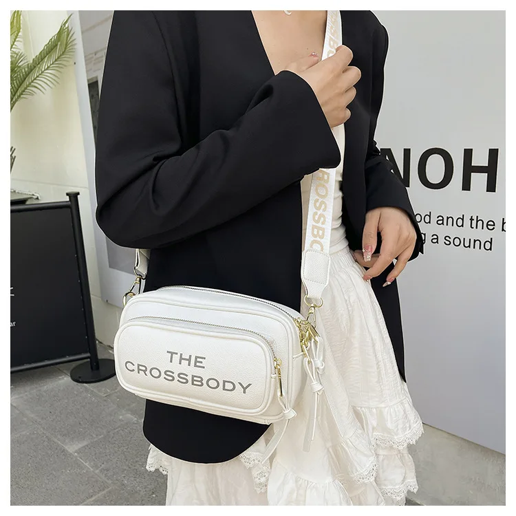 ‌ حقيبة كروس عصرية لعام 2025 - محفظة كتف مطبوعة بأحرف بسيطة للنساء، حقيبة يومية متعددة الاستخدامات مع حزام قابل للتعديل ‌