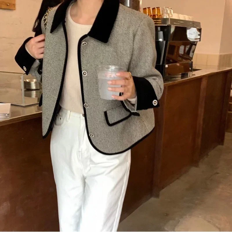 Vintage Turn Down Collar Jackets Women Short Fashion Casual Basic Coats Loose Versatile Splice Blazers Autumn and Winter 2023