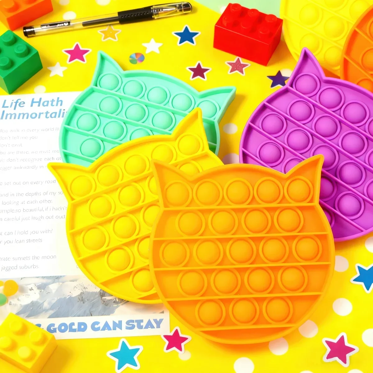 1pc Fidget Reliver Giocattoli antistress Push Bubble Antistress Per bambini adulti Giocattolo con fossetta per alleviare l'autismo Gioco per bambini Regalo (Colore casuale)