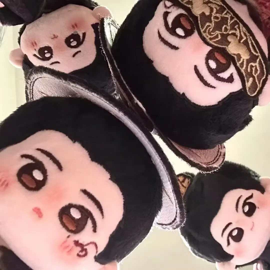 الإصدار الأول من الكتاب الأصلي One Dream، يتميز بيو يو، نينغ نانهينغ، دمية قطنية مقاس 10 سم، لعبة دمية على شكل نجمة، وبضائع أخرى