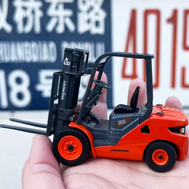 

Diecast 1:35 Scale Alloy LG30DT Internal Combustion Engine Forklift Model Simulation Toy Collection Gift Static Display