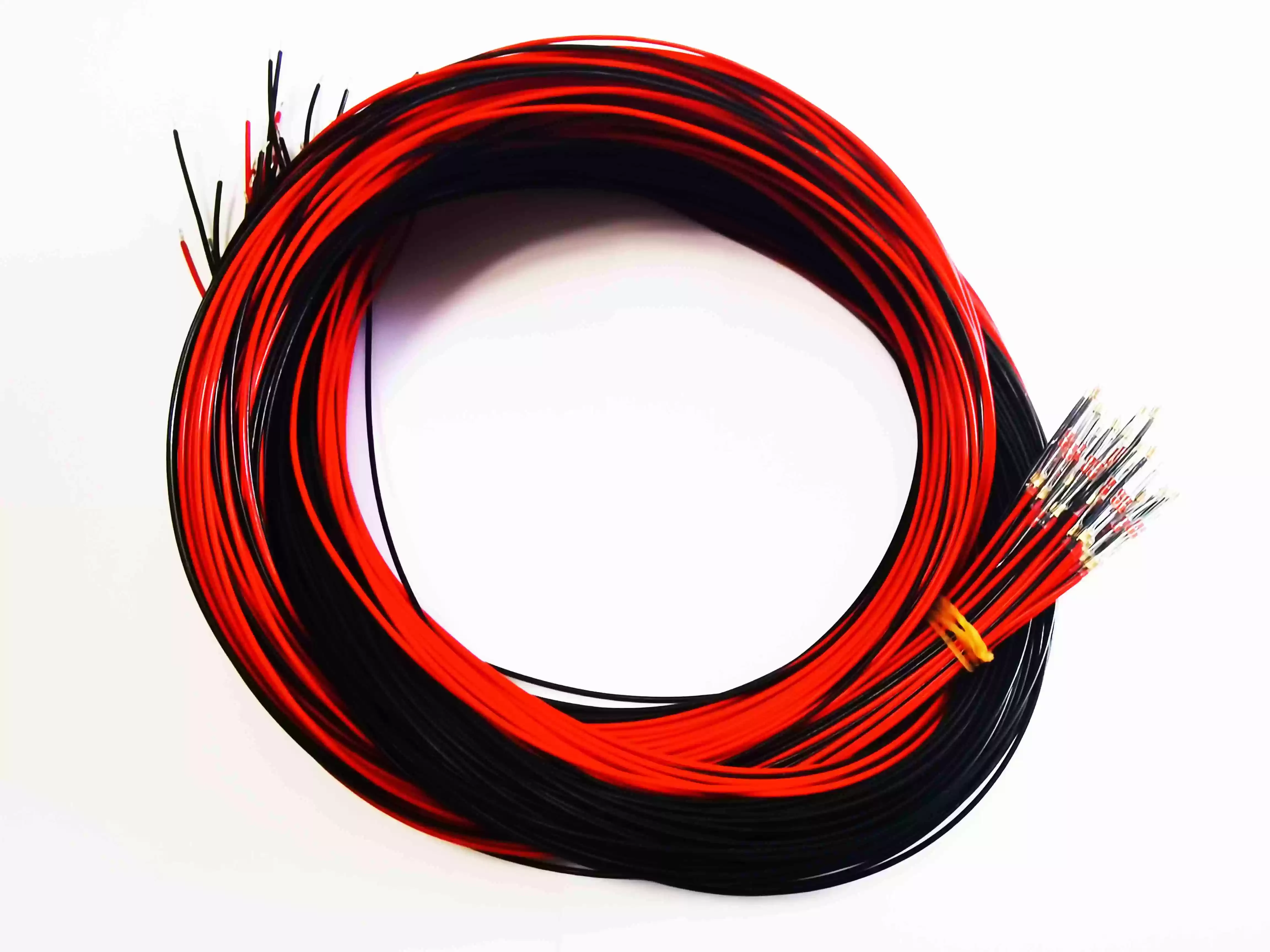 

Датчик температуры обмотки двигателя KTY84-130 LPTC 1,3 м для измерения температуры подшипников серводвигателя