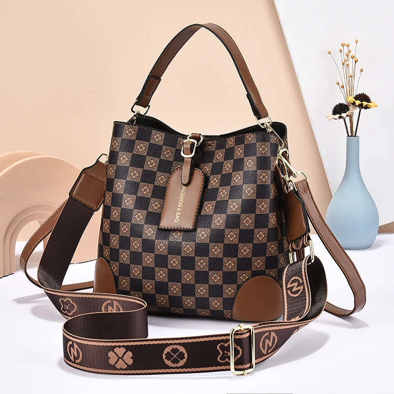 2024 new bucket bag all-in-one fashion all-in-one handbag Large capacity women\'s single shoulder crossbody bag zipper buckle PU