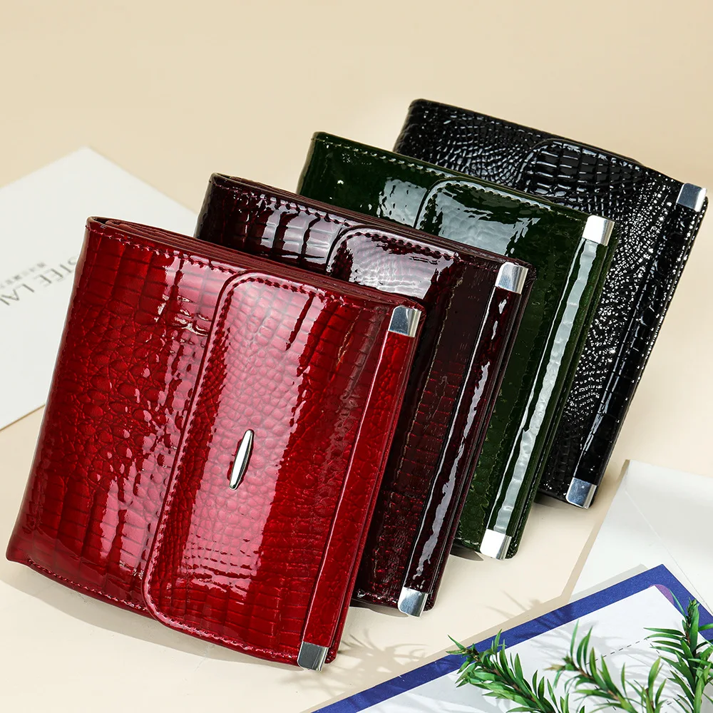 

Cowhide Women's Purse Retro Fashion Alligator Pattern Female Leather Short Clutch Bag Luxury Designer Women Gift Coin Purse