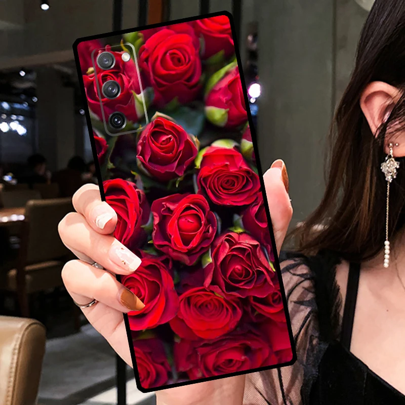 Bright Red Roses Flowers Case For Samsung Galaxy S21 S22 Ultra Note 20 S8 S9 S10 Note 10 Plus S20 FE Phone Shell