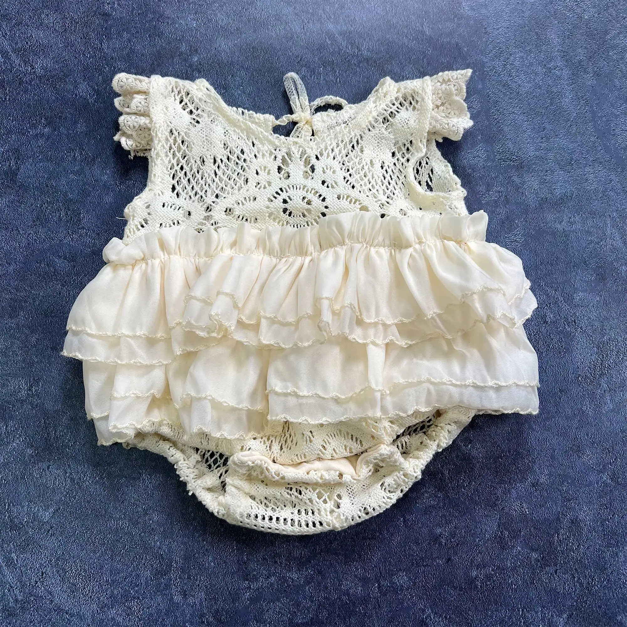 Don&Judy Crochet Lace Newborn Romper with Double Layer Ruffled Skirt Overlay Tie Back Sleeveless Baby Girl Photo Prop Clothing