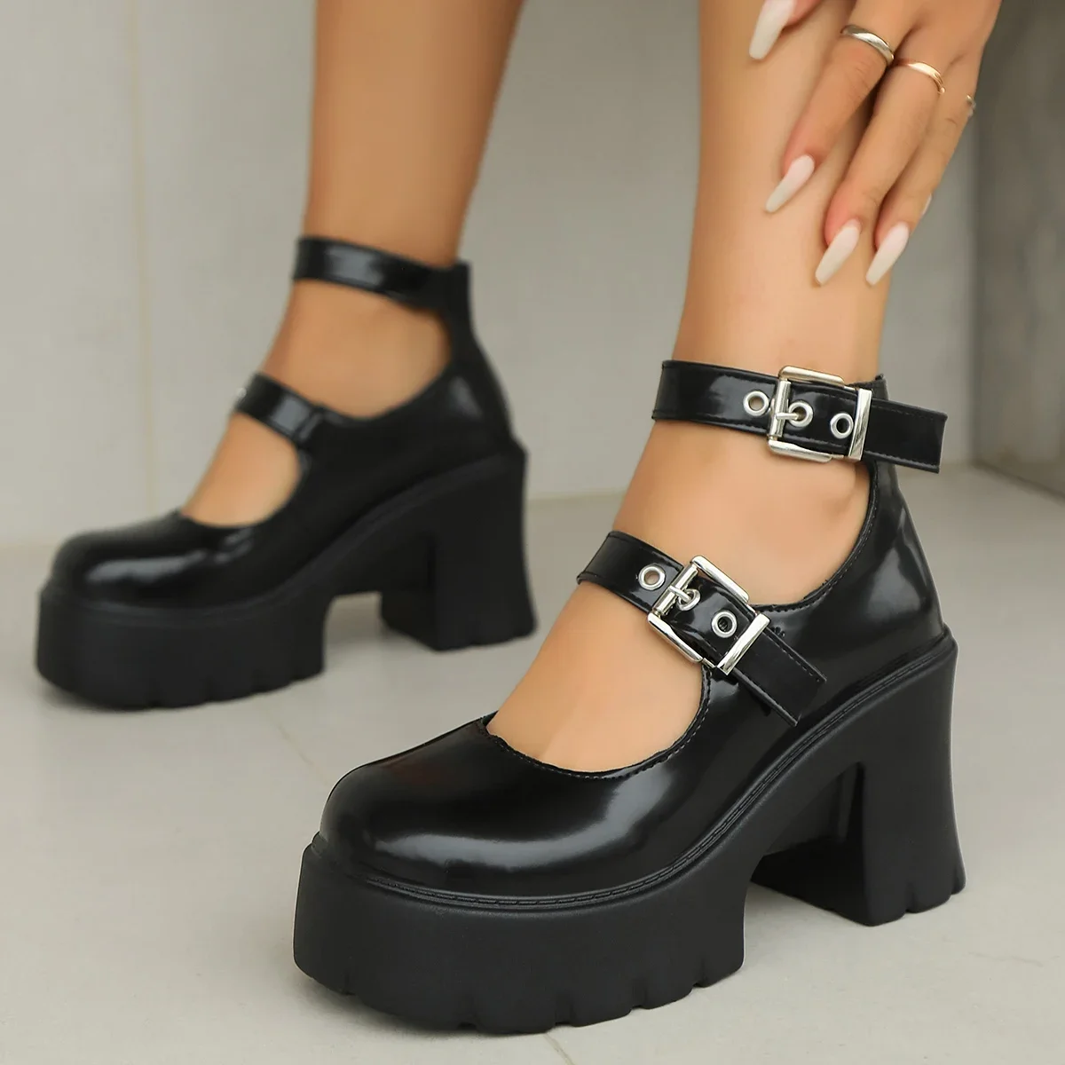 

2025 Gothic Chunky Platform Pumps for Women Super High Heels Ankle Strap Mary Jane Shoes Patent Leather Thick Heel Pumps Ladies