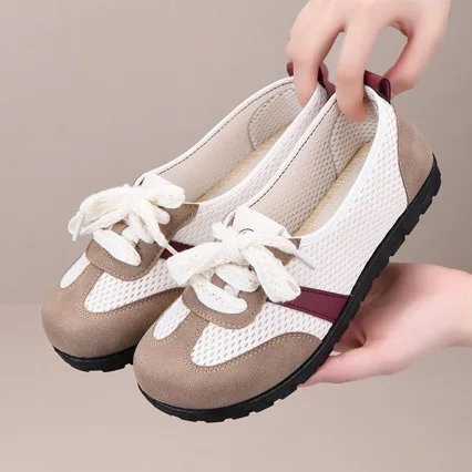 2026 Women's Mesh Breathable Soft-Soled Casual Shoes Middle-Aged and Elderly Mom's Shoes Sports Walking Slip-On Plaid Flat Shoes