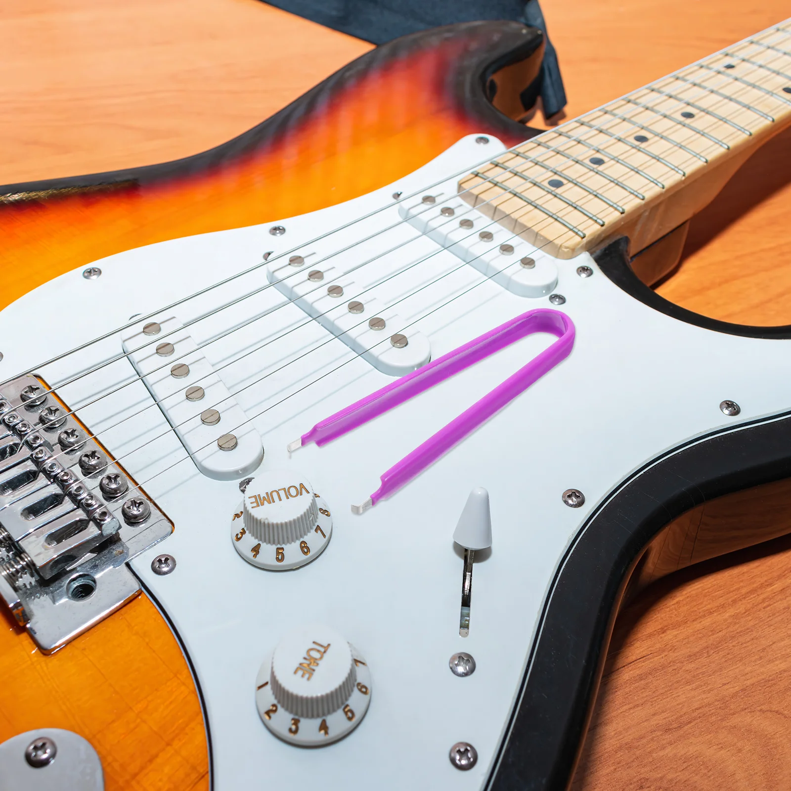 

4Pcs Guitar Volume Knob Cap Puller Removal Tool for Electric Guitar Bass Quick Tone Adjustment Vibrant Colors Knob Cap Puller