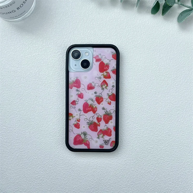 

Wildflower Ins Cute Cartoon Phone Case for iPhone Leopard Print Cherry Pink Cat Brown 13 Pro 14 Pro 15 Pro WF Strawberries case