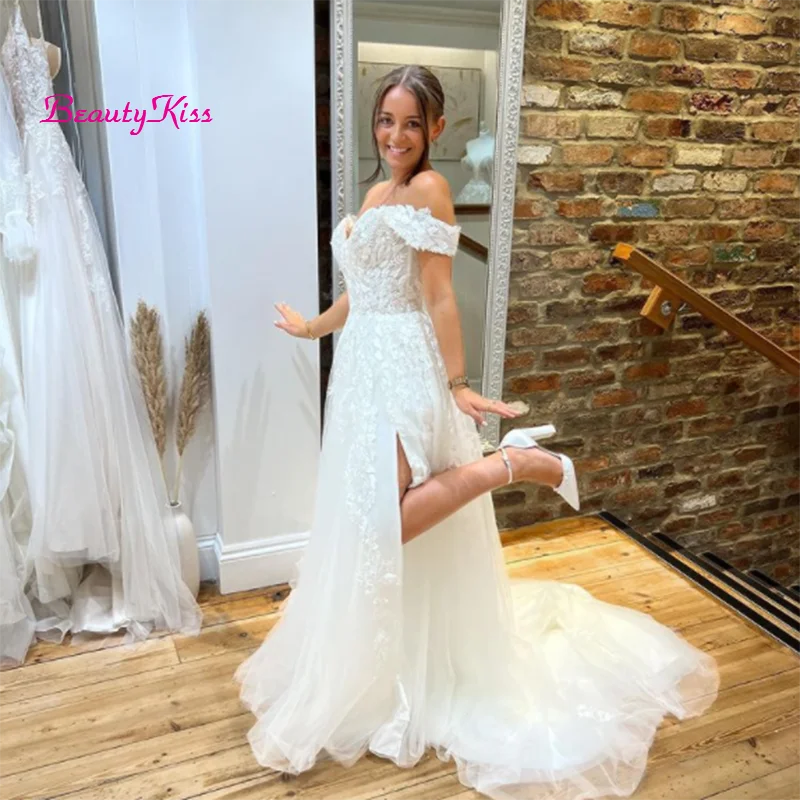 فستان زفاف مكشوف الكتفين بفتحة جانبية مزين بالدانتيل فساتين زفاف طويلة على شكل حرف a من التل فساتين نسائية للحفلات والزفاف