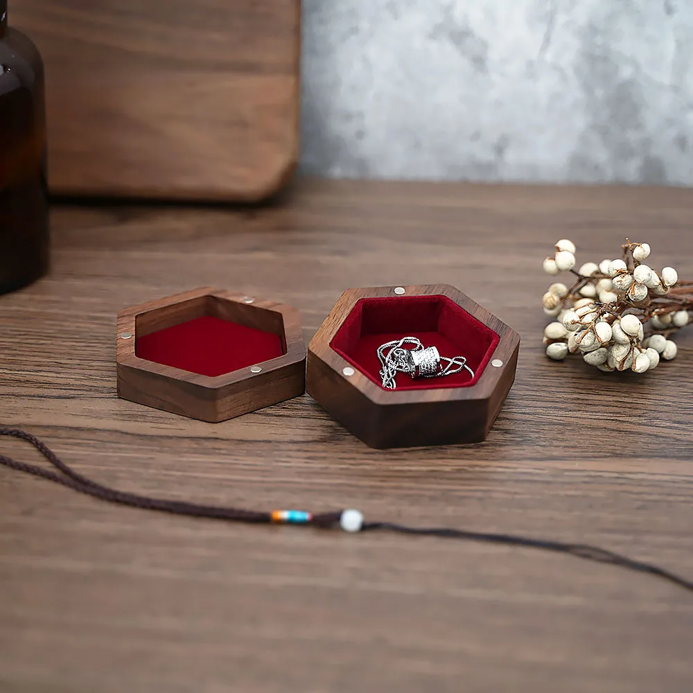 Ring Box for Wedding Ceremony Vintage Walnut Wood Jewelry Box Engagement Ring Storage Proposal Portable Holder Rustic Wedding