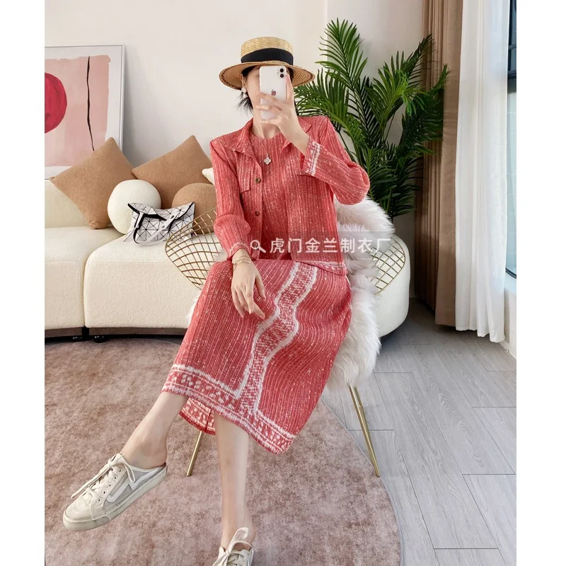 

Pleats High-end Leisure Suit Spring and Fall New Pleated Big Yards Fashion Undershirt Skirt Cardigan Two-piece Set