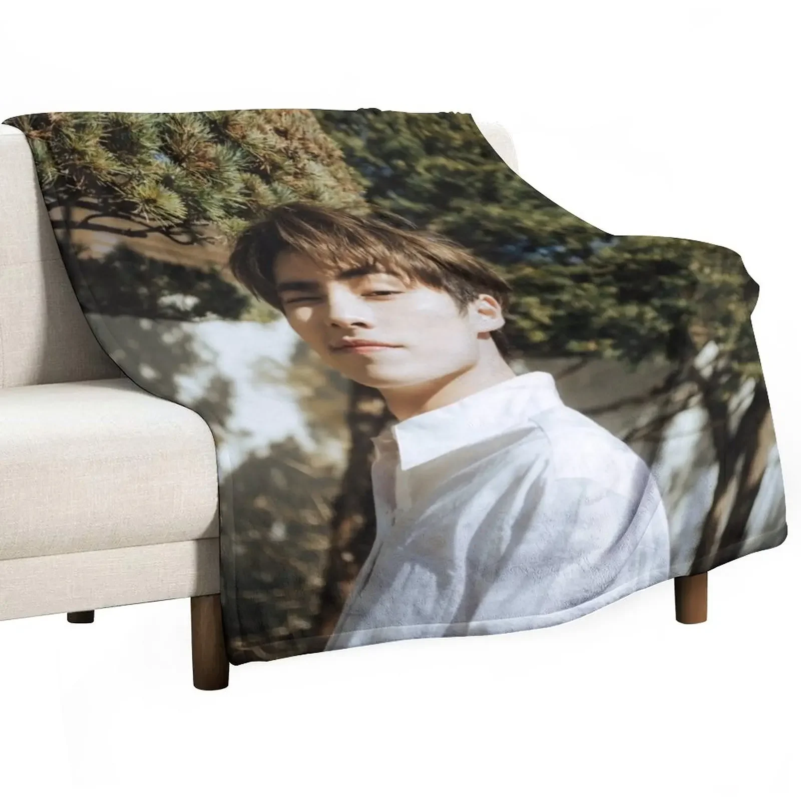 

Xiaojun Throw Blanket Beautifuls Beach Blankets