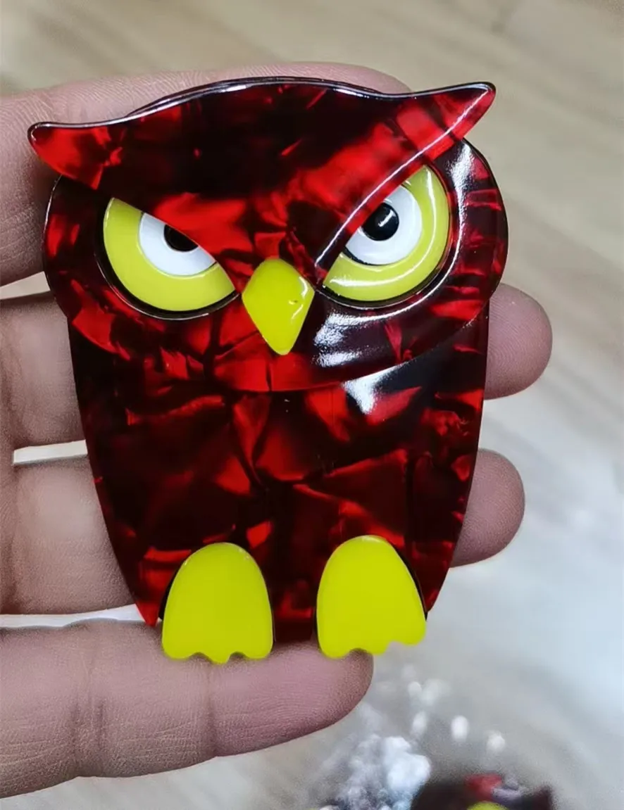 FishSheep Vintage Acrylic Owl Brooch for Women Big Resin Animal Birds Brooches Label Pins Collections Clothing Accessories Gifts