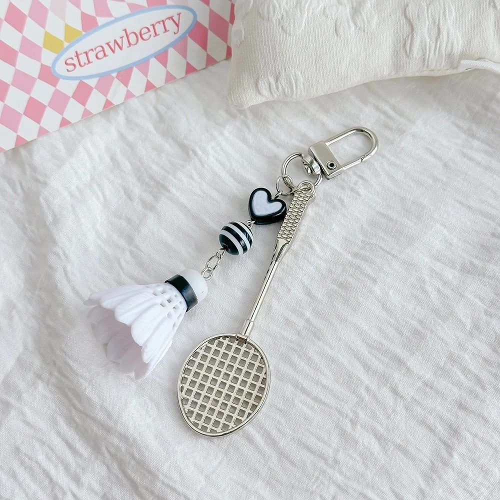 Mini Size Badminton Keychain Exquisite Workmanship Novelty Shape Badminton Racket Keychain Creative Design Simple Shape