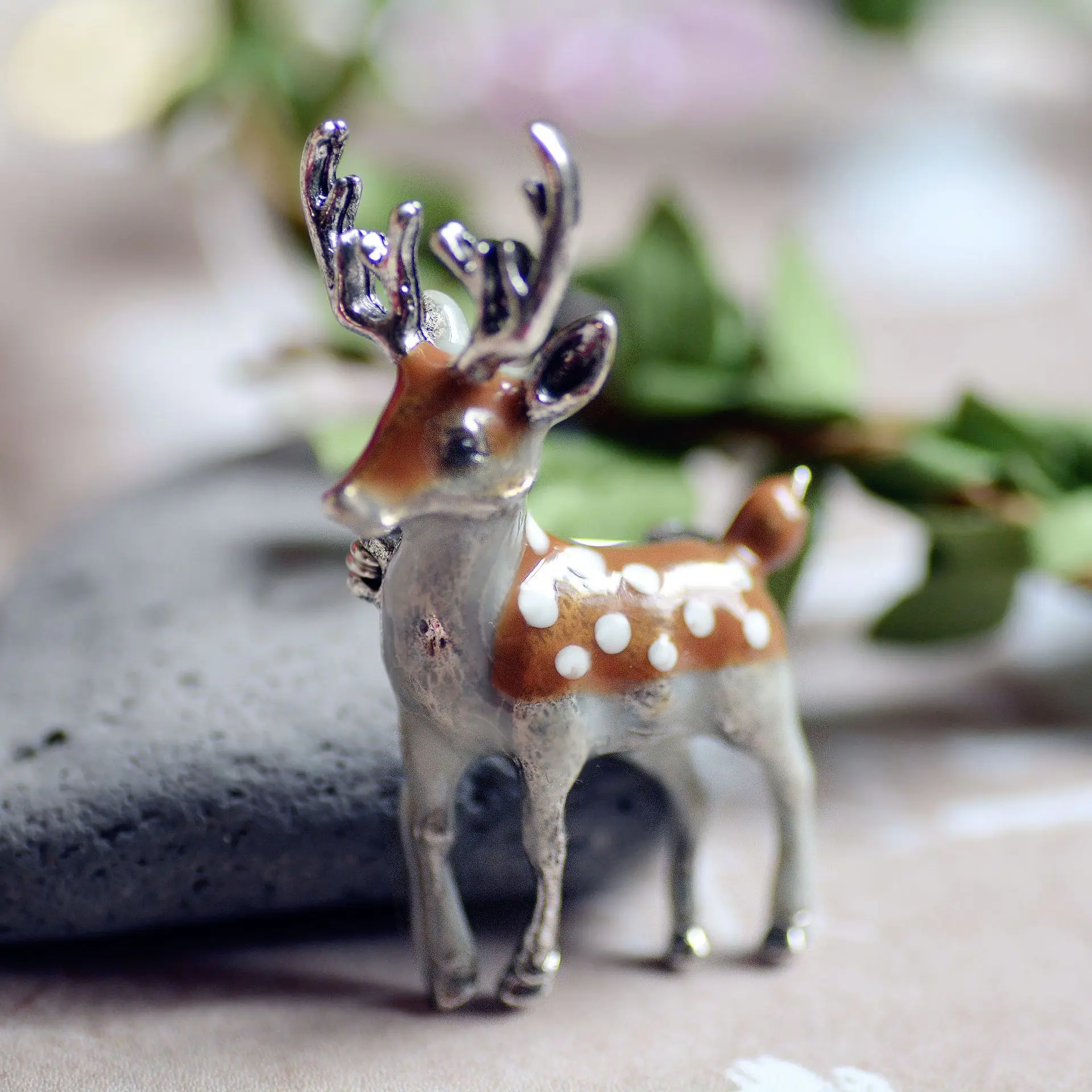 Kristall-Weihnachts-Strass-Broschen, Santa-Rentier-Weihnachts-Anstecknadeln, Festliche Kleidungs- und Rucksackdekoration, Festliche Schmuckgeschenke – Detail 4