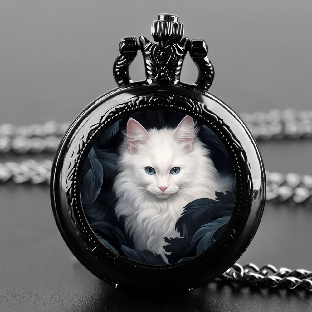 A must-have for cat lovers! Glass patch quartz pocket watch, both stylish and practical