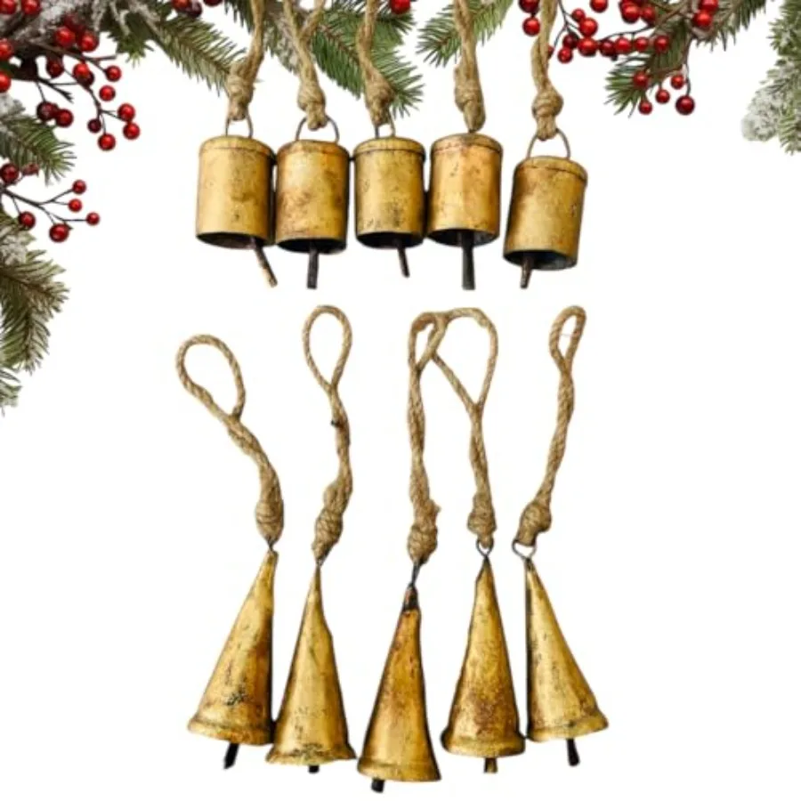 مجموعة Mie Creations مكونة من 10 أجراس عيد الميلاد الريفية العتيقة وأجراس القصدير على حبل الجوت لديكور العطلة مثالية لعيد الميلاد اليدوي