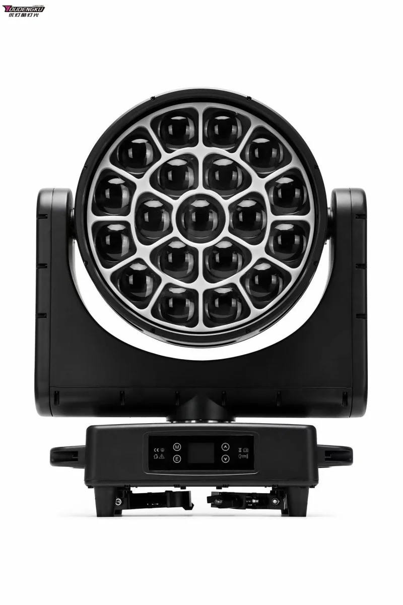 4 pieces Zooming 5-60 Beam Angle ip65 Stage Led outdoor moving head Light 19X80W RGBW bee eye Moving Head Light