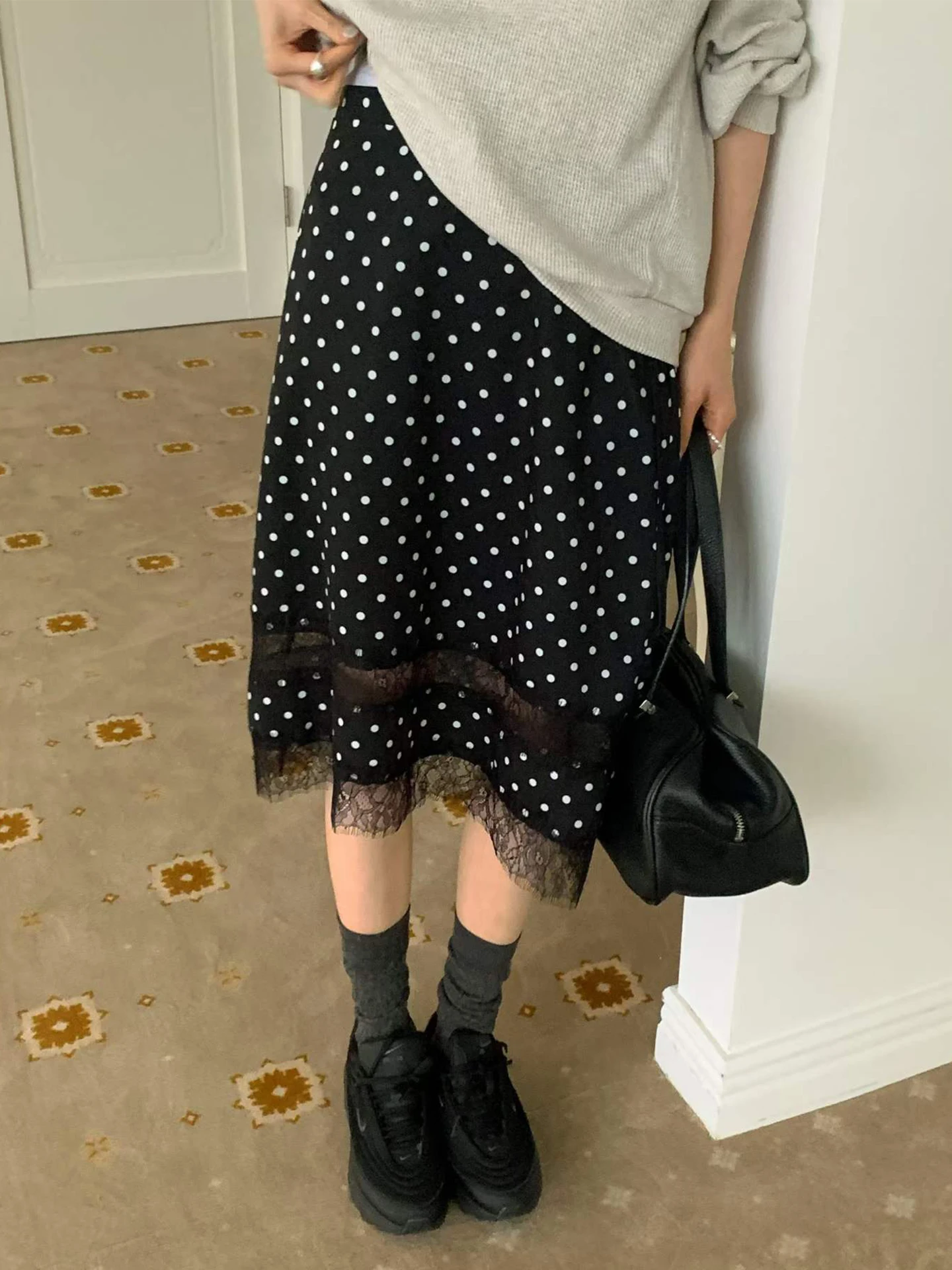 Liliang Korean Style Polka Dot Lace Half Skirt Women's Elastic Waist Straight Tube Skirt Autumn Season Fashion Commute