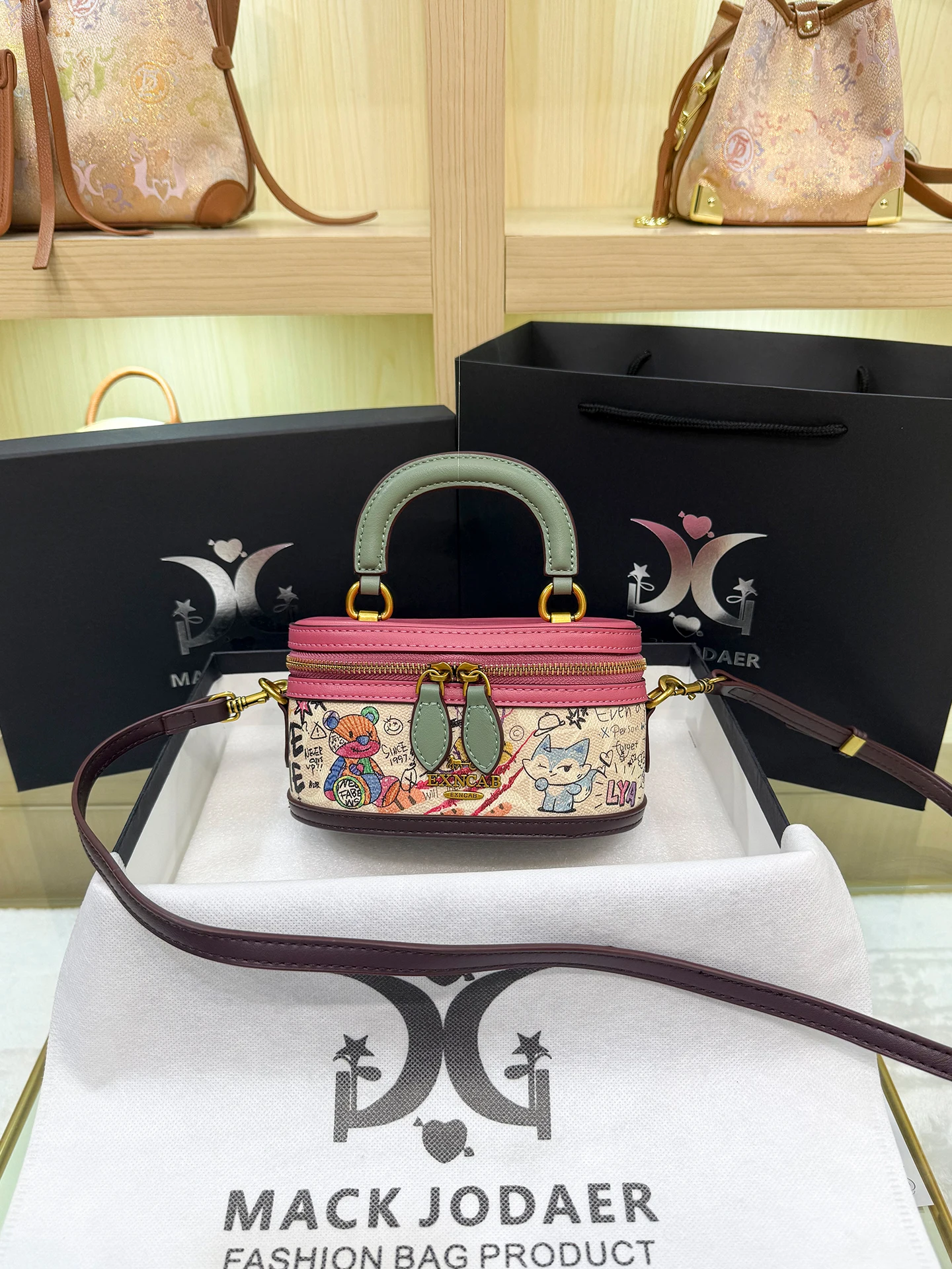 mack-jodaer-graffiti-box-handbag-women's-fashion-contrast-color-small-square-bag-trendy-design-commuter-style-detachable-strap