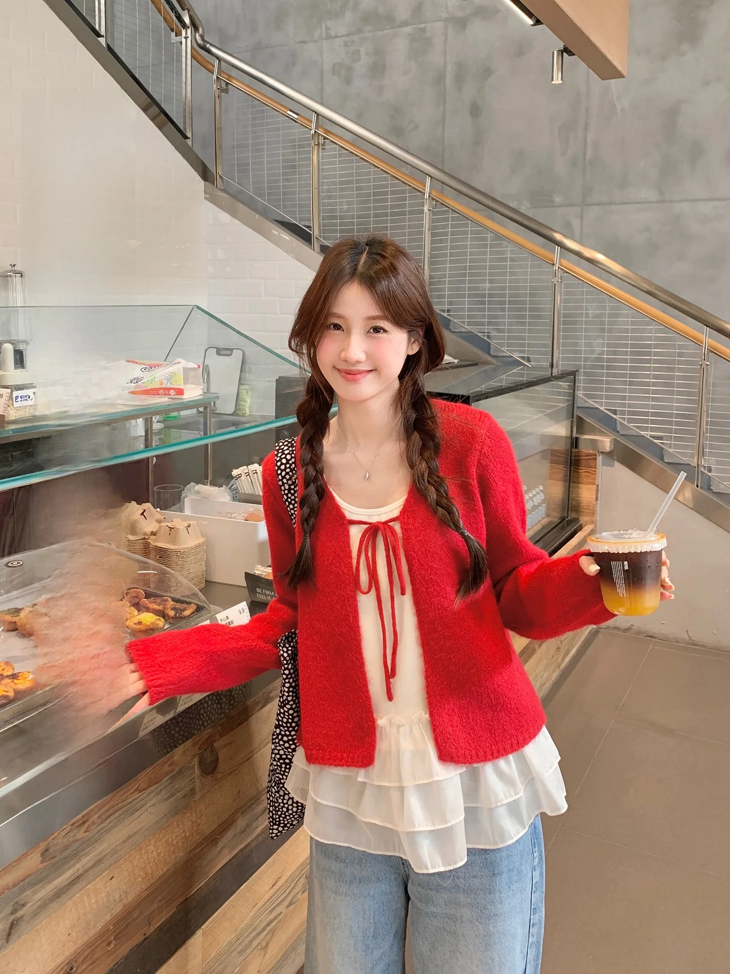 

Красный вязаный кардиган-пальто женский свободного кроя с поясом, винтажный, с круглым вырезом, длинными рукавами, стандартный крой, топ