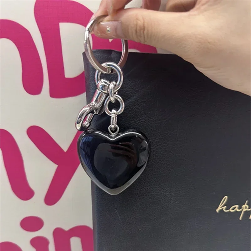 Bolsa encantos para bolsa vermelho em forma de coração decorativo pingente acessórios chaveiro feminino sacos peças de fixação