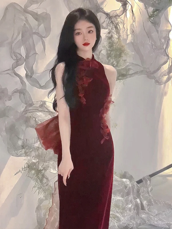 

Red Chinese Style Reformed Qipao Engagement Dress Long Neck Hanging Bridesmaid Wedding Dress Summer Sweet Style No Sleeve