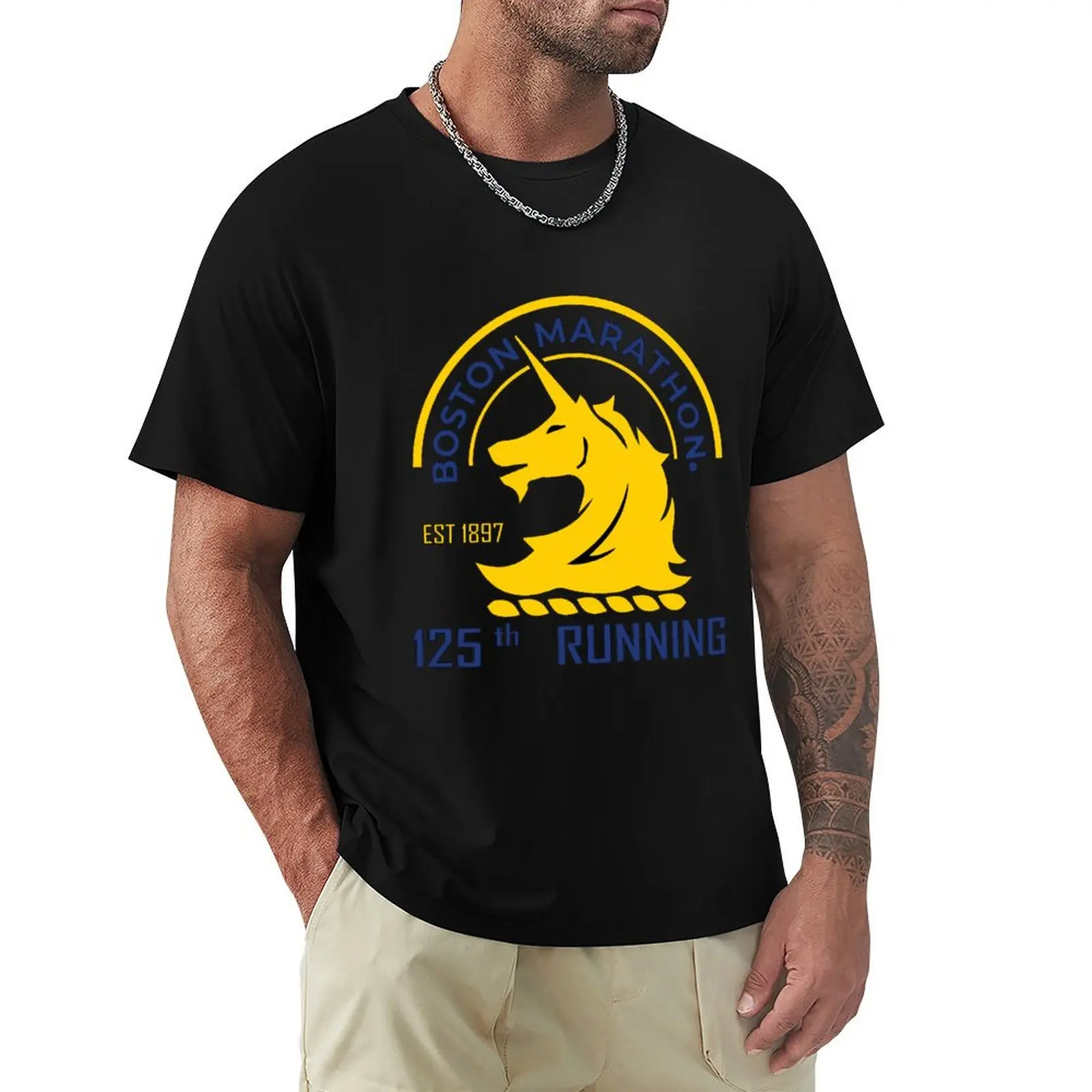 

running in Boston marathon T-Shirt Casual Holiday Short Sleeve Tee