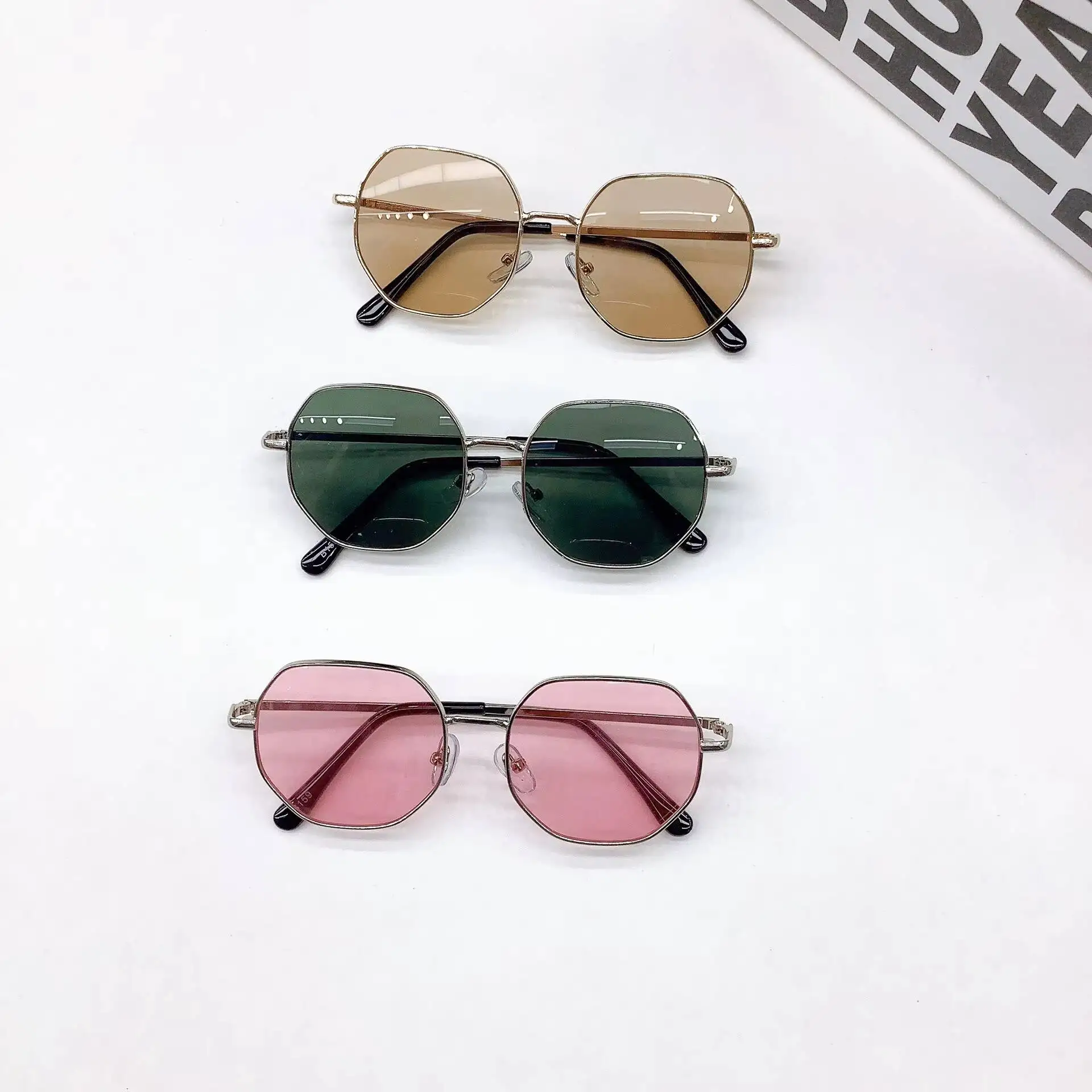 2026 New  Version Of Children's Travel, Shading , SunglaSSeS For Boys Girls, Sun And UV400 Protection Glasses