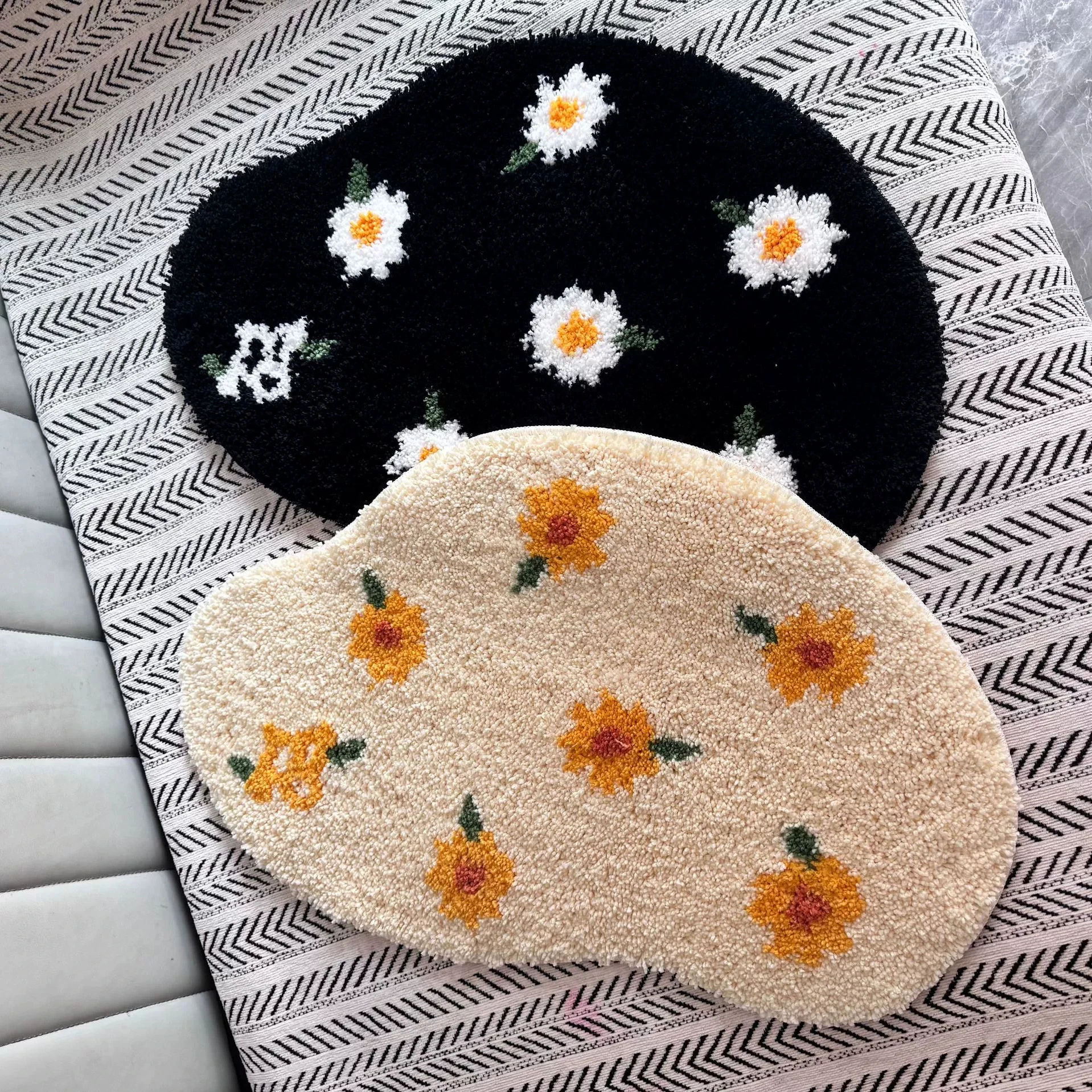 Irregular Tufting Floral Bathroom Mat Soft Tufted Korean Style Bedroom Carpet Non Slip Floor Pad Rug Bathmat Home Room Decor