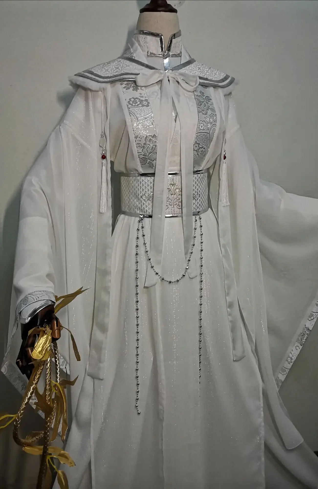 

Аниме Tian Guan Ci Fu Xie Lian Er Ha Chuwanning Косплей Костюм Хэллоуин Карнавал Косплей Аксессуары