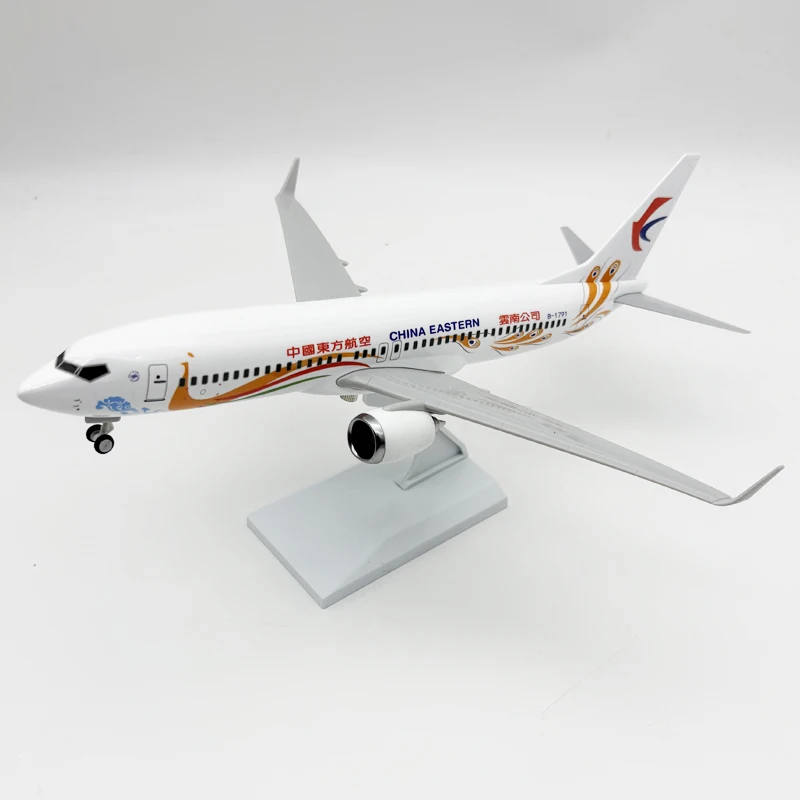 

1/250 Scale Plane B737 China Eastern Airways Yunnan Peacock Airplane Model Diecast Resin Aircraft Assembly Model Static Display
