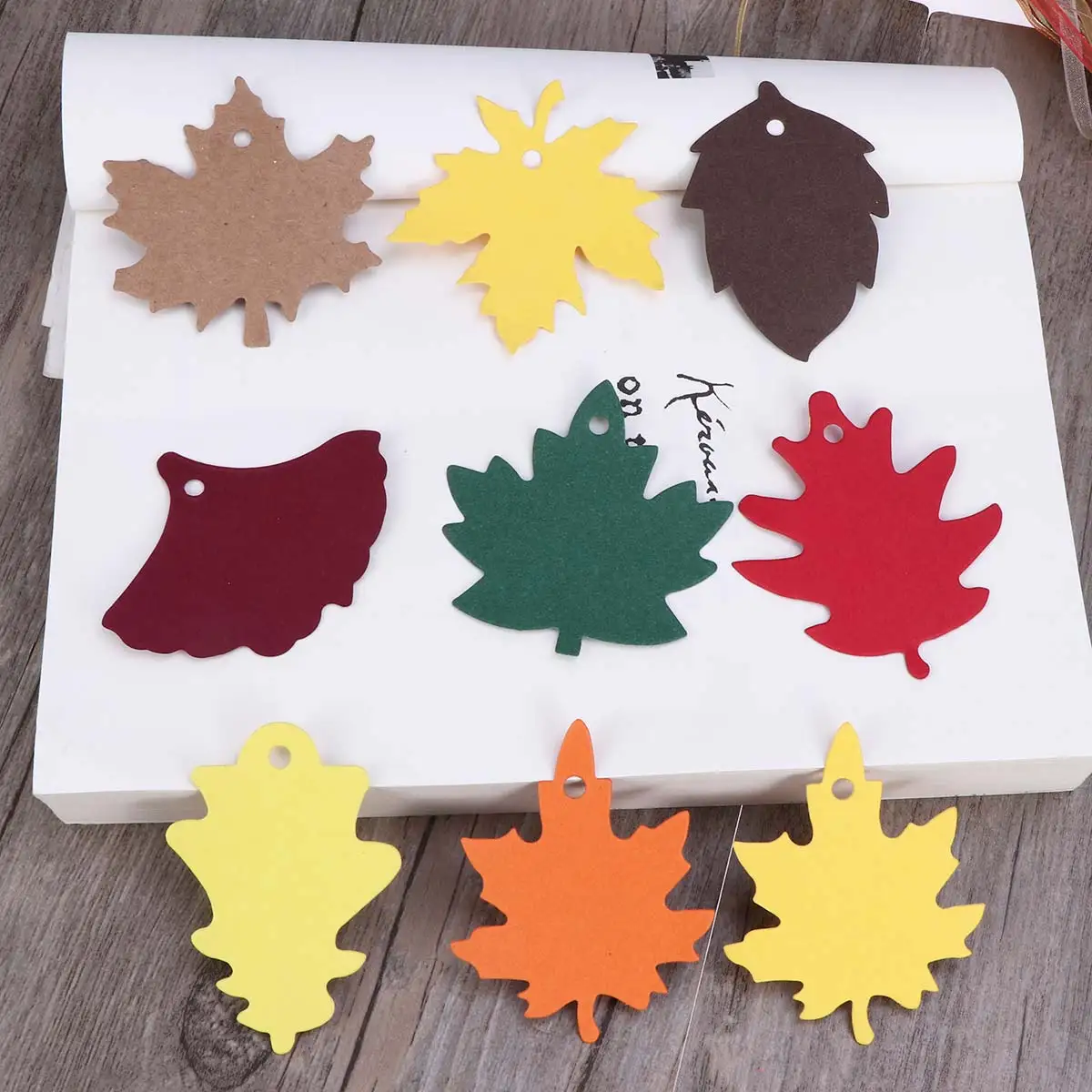 

180 Pcs Maple Leaf Paper Set Tags Leaves Fall Die Cut Labels The Gift Thanksgiving Hanging