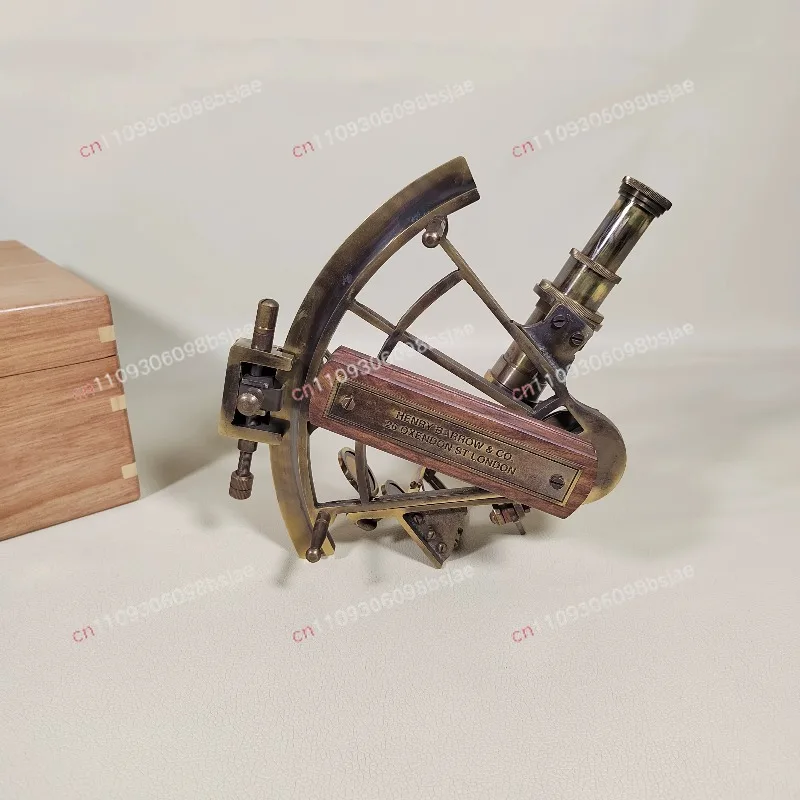 Nostalgic retro old-fashioned copper nautical instrument sextant navigator with packaging wooden box craft gift decoration