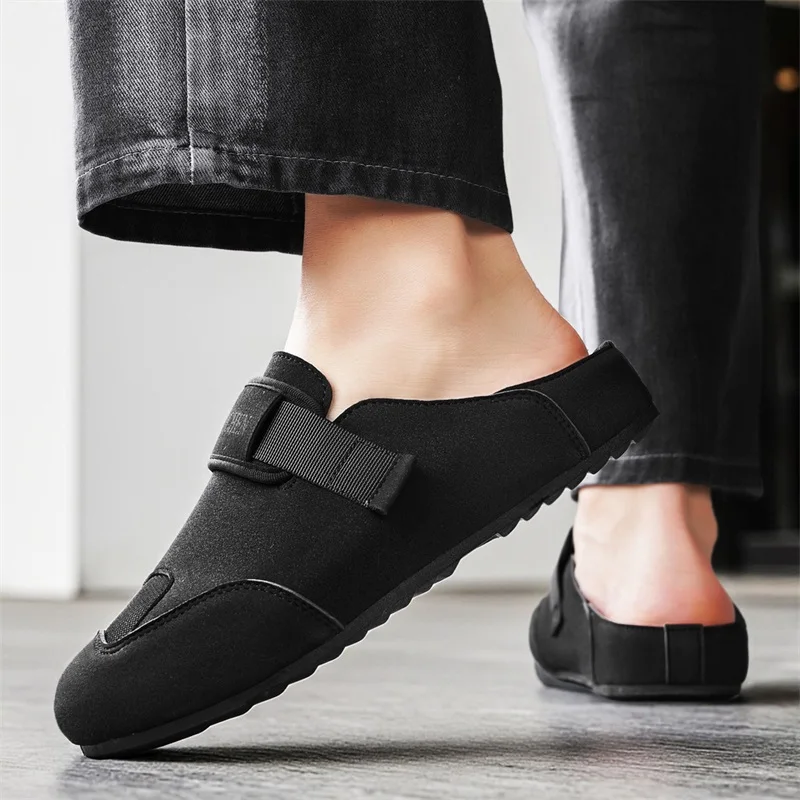2026 Men'S Fashion Slippers With Anti Slip Soft Bottom Boken Shoes Indoor Baotou Slippers Retro Minimalist Retro Flat Shoes
