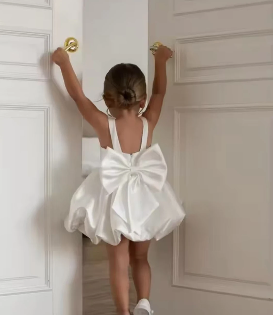 New Born Baby Girls 3D Pom Dress for Kids Fluffy Bloomer Tribute Silk White Vestidos Dress for Wedding Flower Girls Bows Clothes