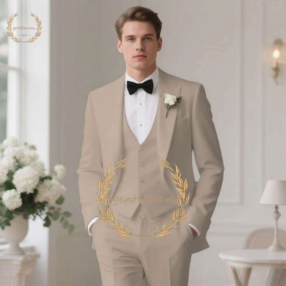 Elegant Ivory 3PC Suit Set for Bridegroom Ceremony Tailored Fit Jacket Waistcoat Trousers Premium Wedding Attire
