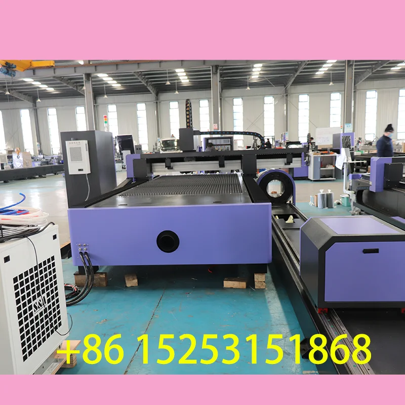 CNC الألياف الليزر القاطع 1000 واط 2000 واط 3000 واط 1530 3015 المعادن القاطع الألياف البصرية آلة القطع بالليزر لأنابيب ألواح الصلب