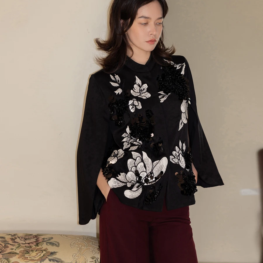 

Artistic Treasure Handmade Embroidery Countess Coat Heavy Embroidery Women's Outerwear Silk Top Spring Season 2026