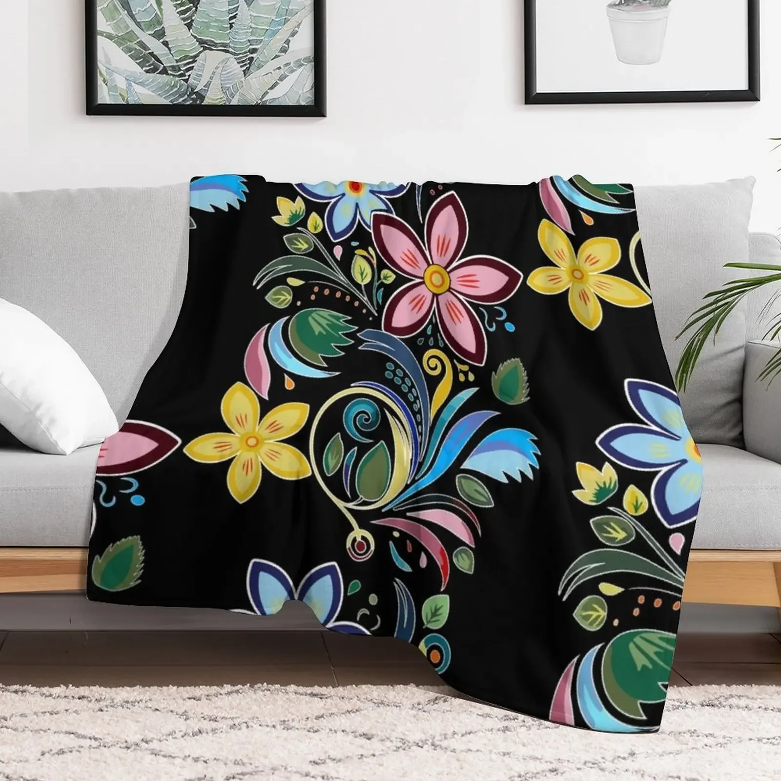 Traditional Ojibwe Pattern, Indigenous Floral Design. Throw Blanket Soft Breathable Blanket for Night Sleeping