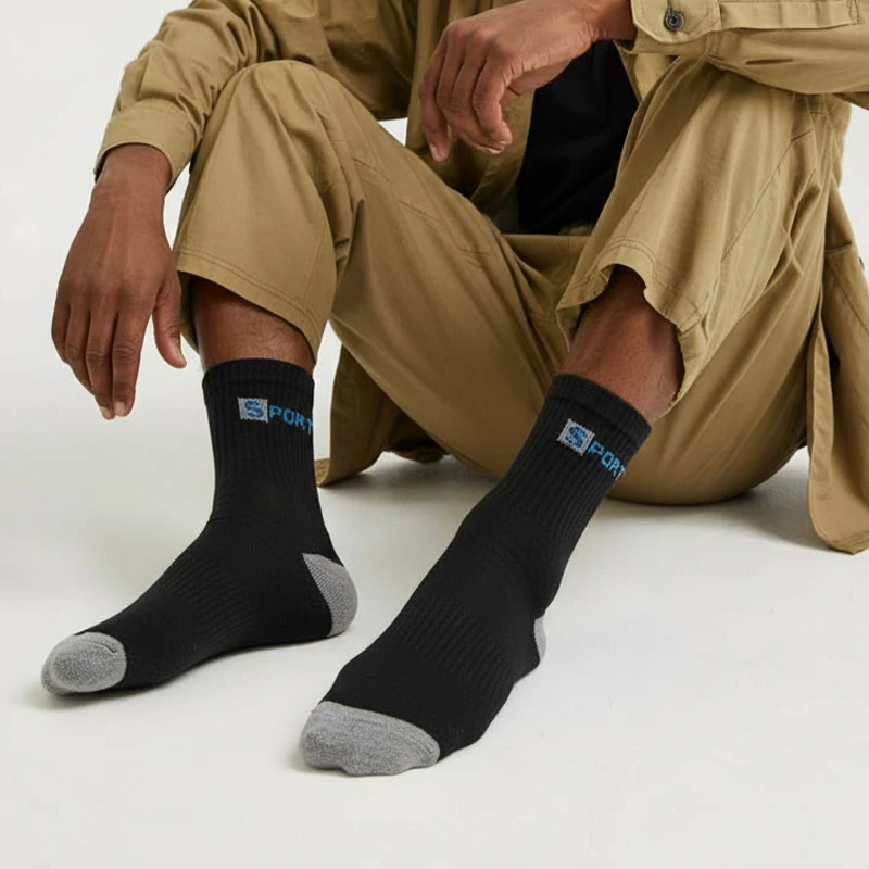 3 Pairs Men's Fashion Letter Sports Socks Comfortable Breathable Sweat-Absorbent Mid-Calf Socks Versatile Casual Socks
