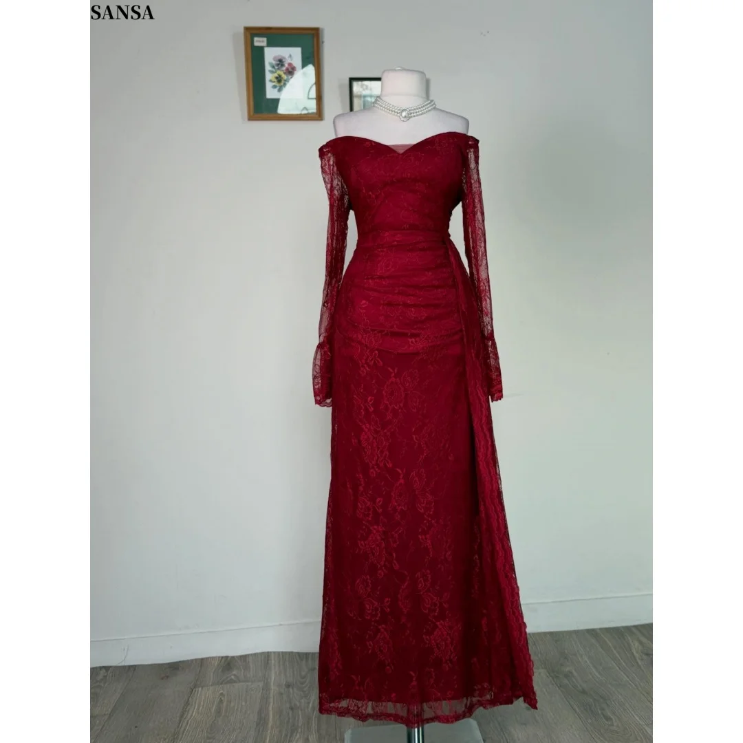 Vestido de Noche Formal de Lujo Personalizado Sansa, Color Borgoña, con Hombros Descubiertos, Encaje, Estilo Sirena, con Mangas Largas y Cintura Fruncida, para Baile de Graduación