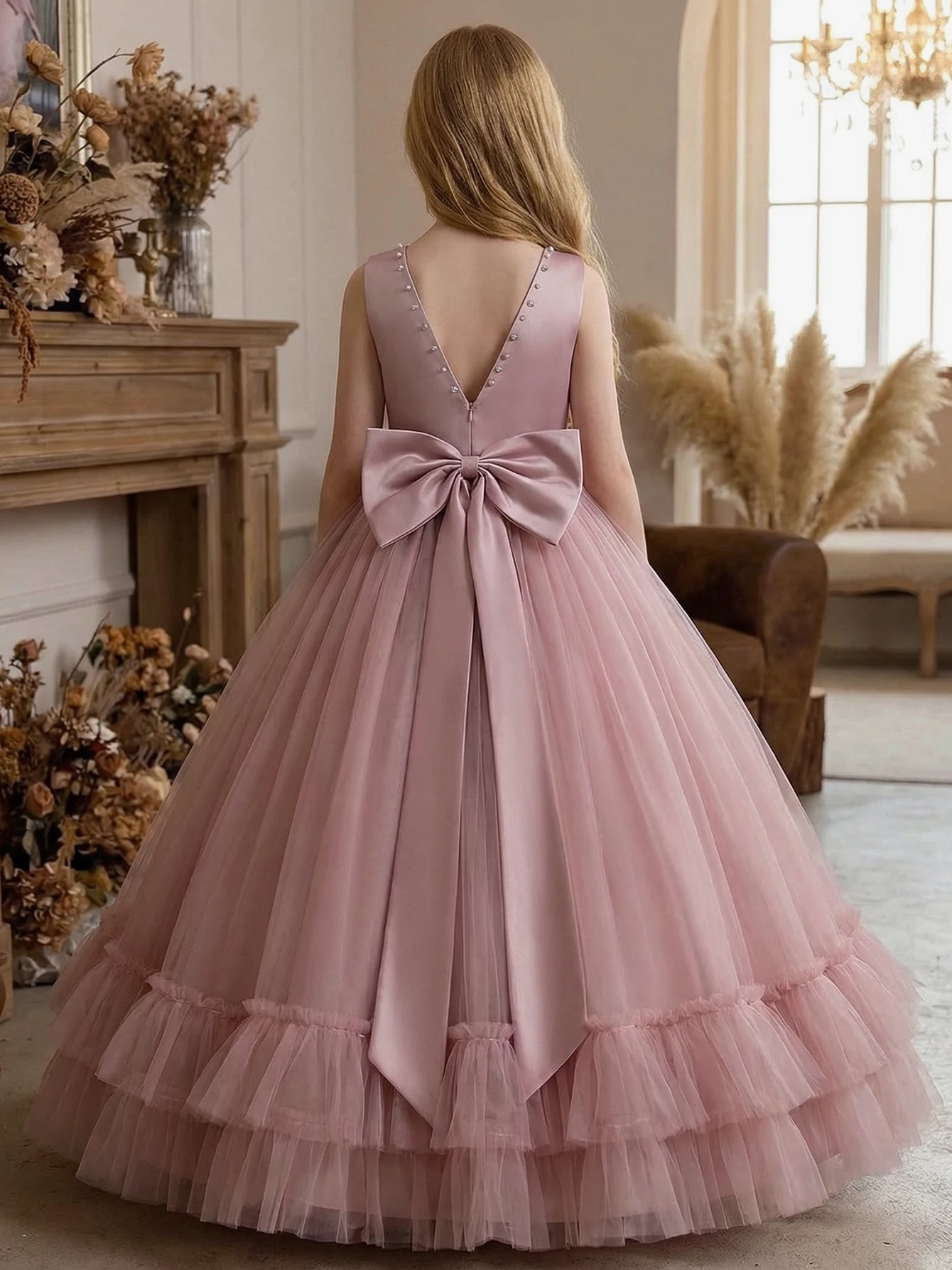 Elegant Long Pink Gown Designed for Teenage Girls, Suitable for Formal Occasions Including Weddings, Banquets, Dance Events.