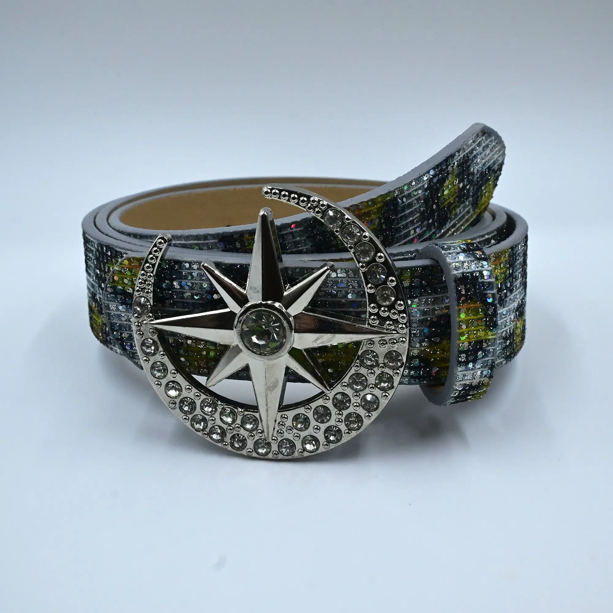 ‌Punk Belt for Men/Women - Fish Tail Diamond Embossed Luxury Business Belt, Rhinestone Gifts for Him/Her (Black/Silver)