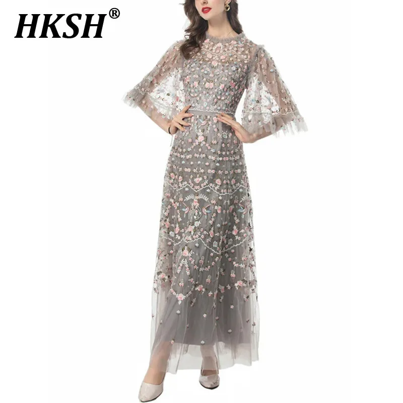 HKSH Summer New Women's Chic Elegant Fashion Casual Light Luxury Embroidery Mesh O-Neck Half Sleeved Long Banquet Dresses HK5315