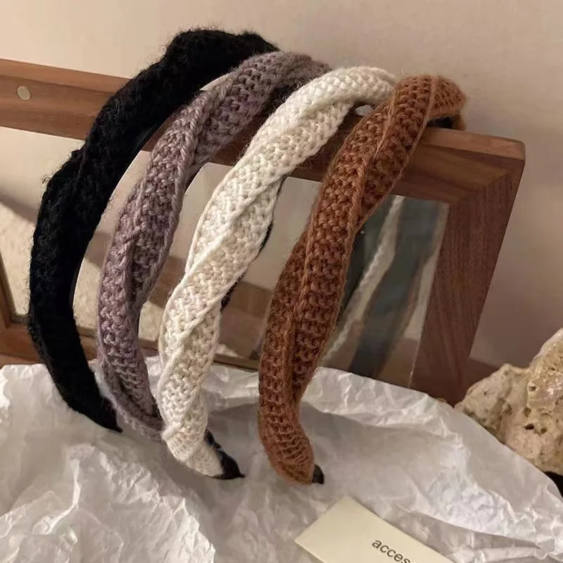 

Mirad temperament retro autumn and winter knitted yarn cross headband high skull top face wash hair pressure headband