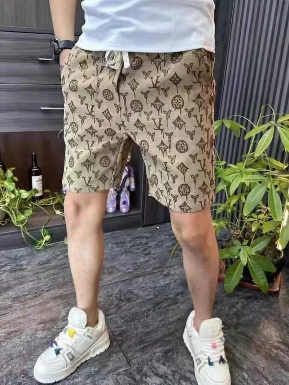 2025 Fashion leisure Station Jacquard Shorts Summer New Trend Brand Light Luxury High-end Sports Fashion Trend Beach Pants