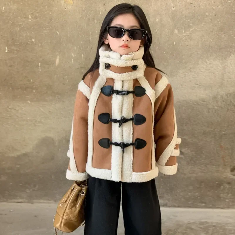 Children Clothing Girls Fur Coat 2023 Winter New Fashionable Design Sense Lamb Wool Thickened Handsome Kids Warm Casual Coat